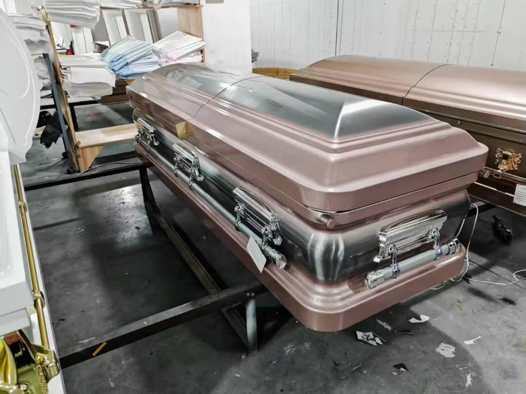 Silver-toned casket