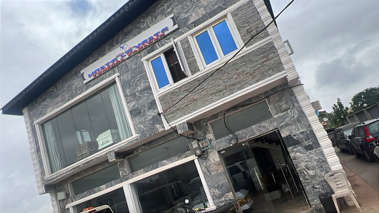 Hasta la Vista Funeral Home frontage